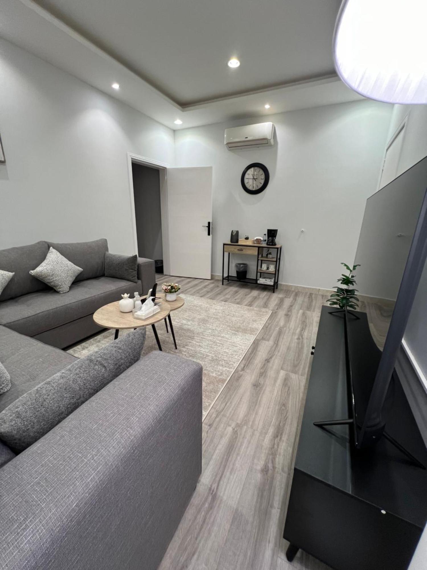 Apartment شقه فندقيه , غرفه وصاله العقيق Riyadh